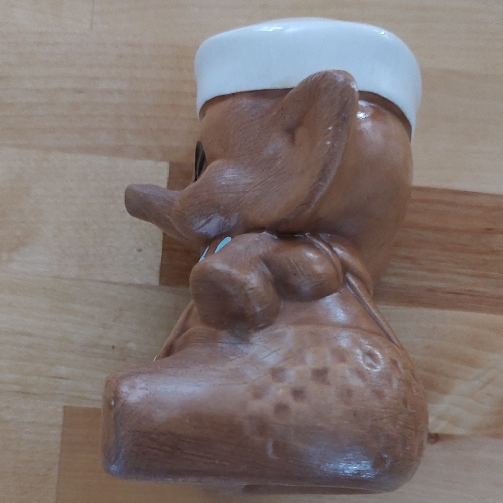 Vintage Twin Winton Elephant Sailor Pepper Shaker Circa 1960. - Picture 5 of 8